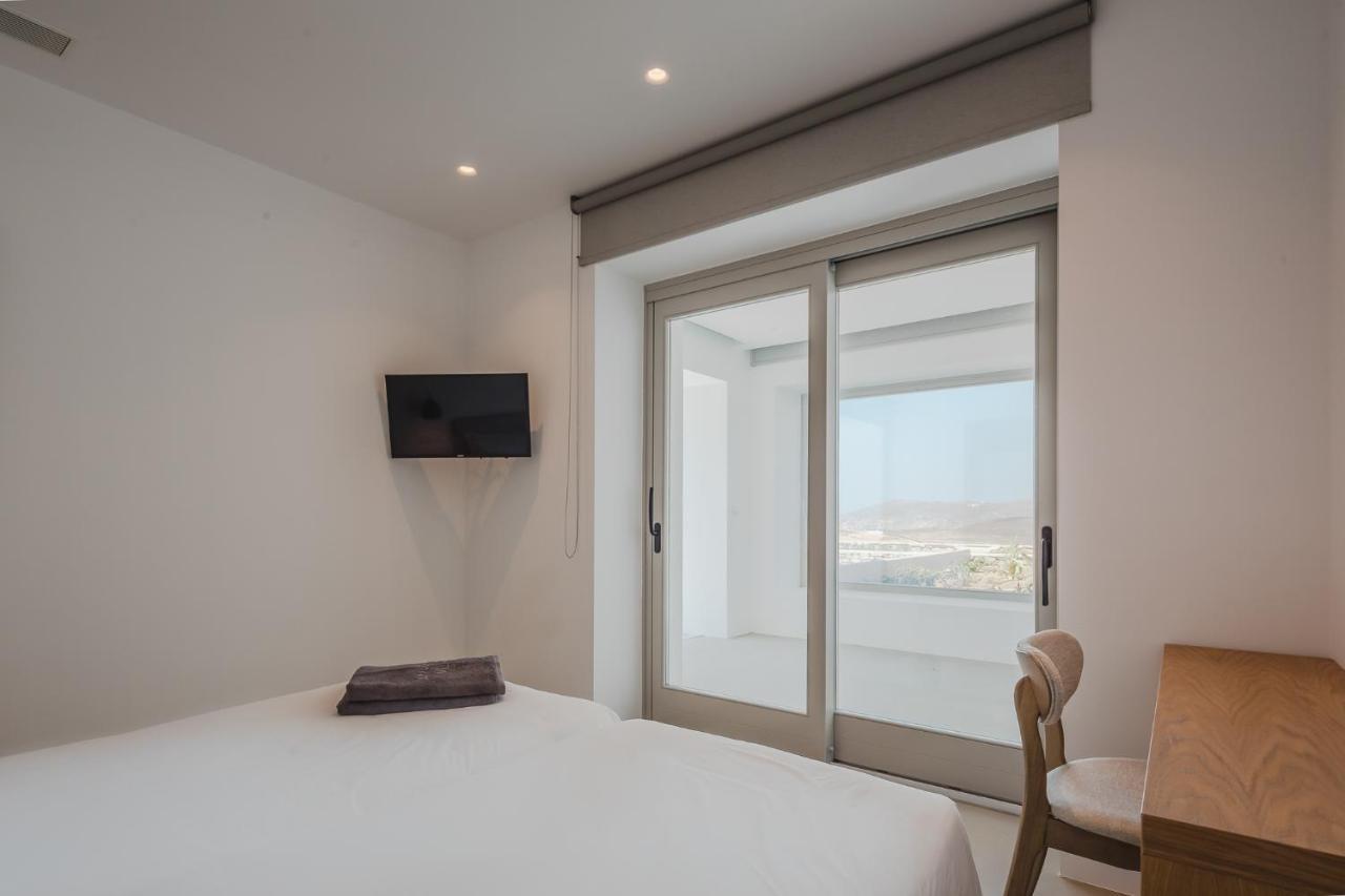 Amarelo Suites Klouvas Exterior photo